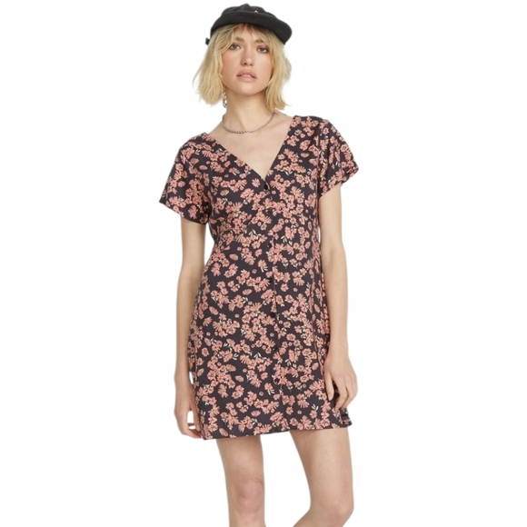 Volcom Dresses & Skirts - NEW Volcom Crunk Punk Dress SPN Size M Floral Black Pink Color Women's Vacation